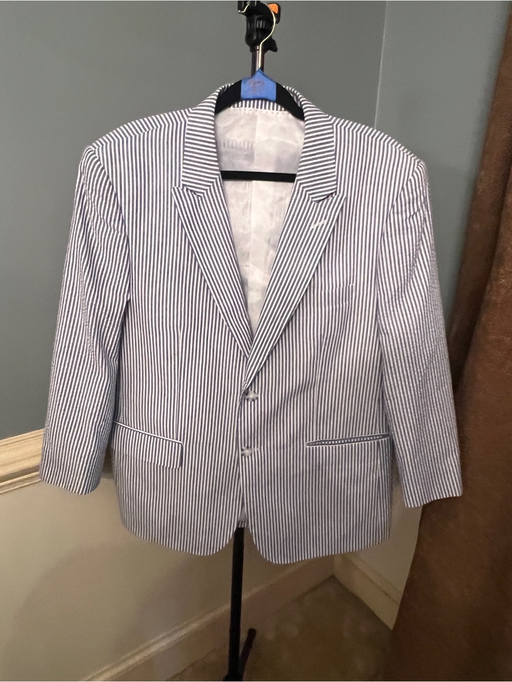 Men's Navy and White Striped Blazer - Lightweight Seersucker-Inspired Sport Coat